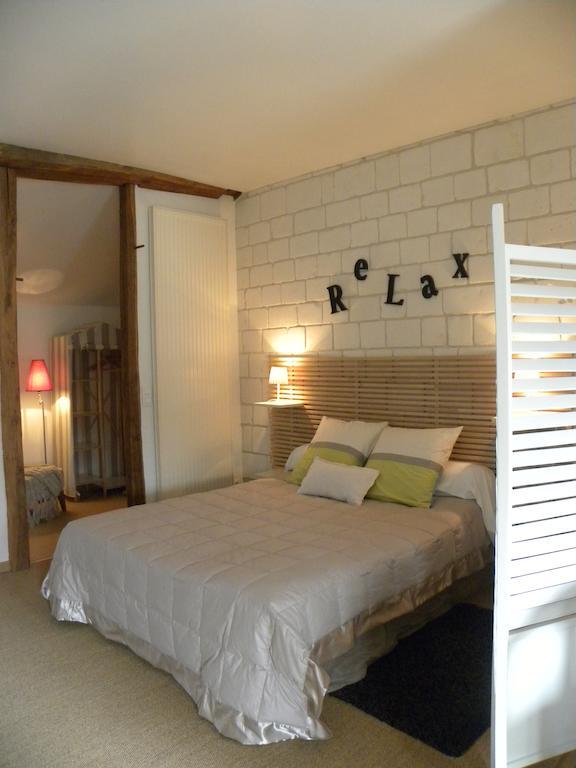 Entre Cour Et Jardin Hotel Châlons-en-Champagne Værelse billede