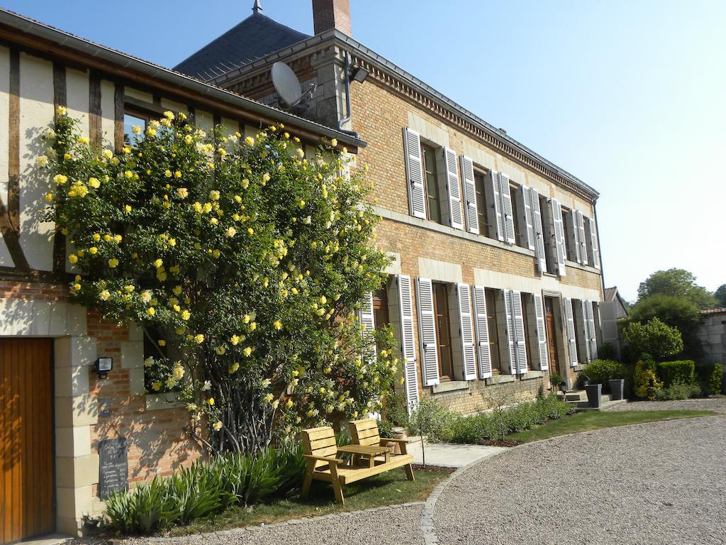 Entre Cour Et Jardin Hotel Châlons-en-Champagne Eksteriør billede